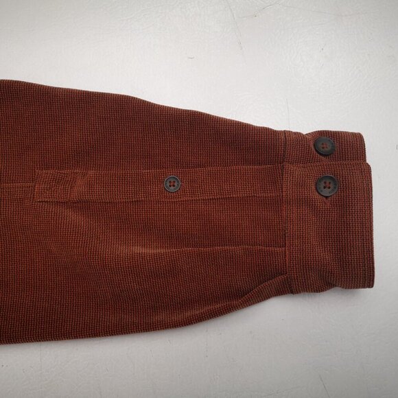 Royal Robbins Men's Size Medium Textured Rust Colored Button Front Shirt - Picture 6 of 9